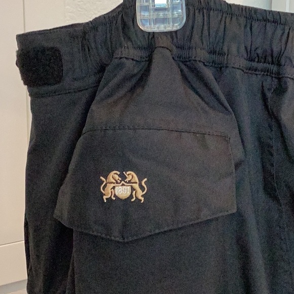 Tourney 2X Black Gore-Tex Waterproof Golf Pants, Like New Condition. - Picture 5 of 12